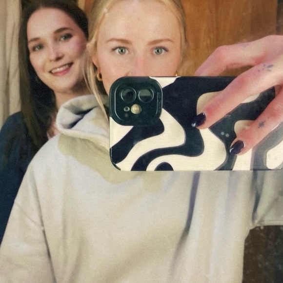 carly_aho